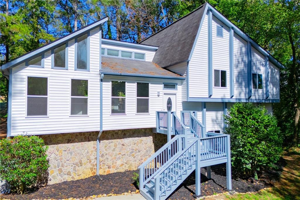 1039 Monticello Drive