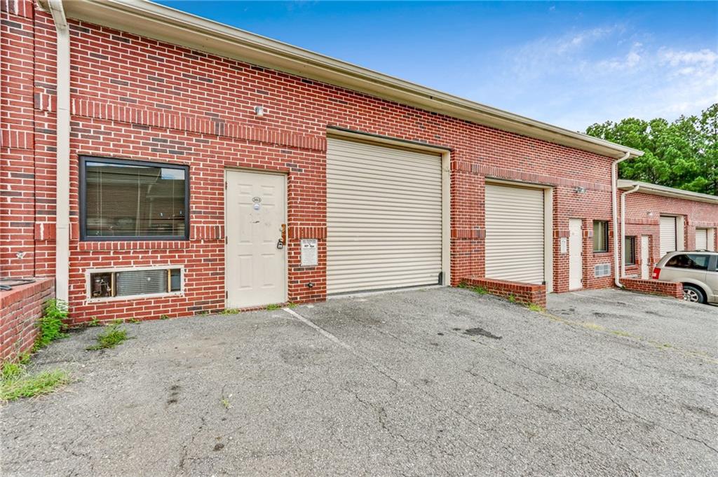 135 Mansell Place 303