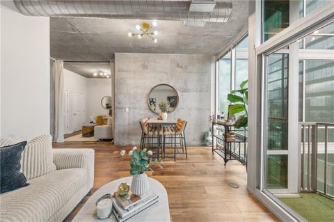 Condo For Sale - 923 Peachtree Street #1221<br/> Atlanta, GA 30309