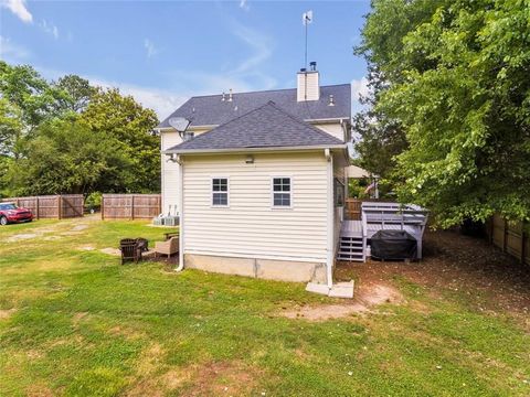 A home in Powder Springs