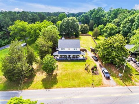 A home in Powder Springs