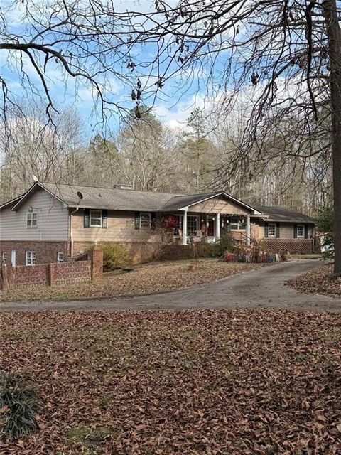 Homes For Sale - 329 Riverbend Drive<br/> Franklin County, Royston, GA 30662