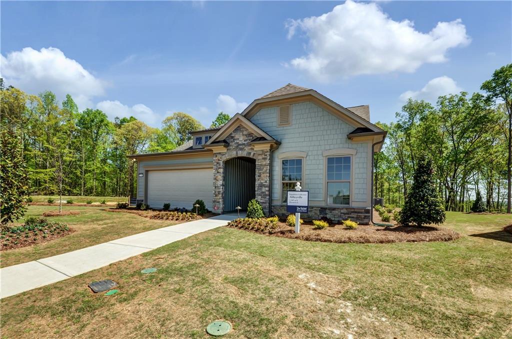 2446 Naples Street, Hoschton, Georgia image 2