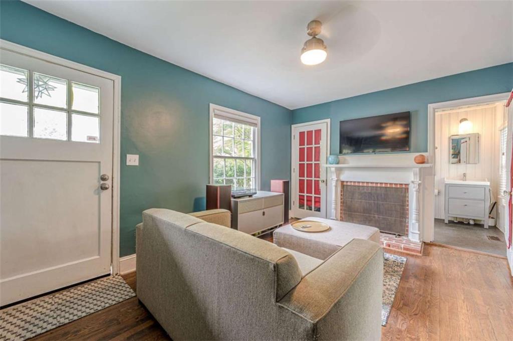 712 Berkeley Avenue NW