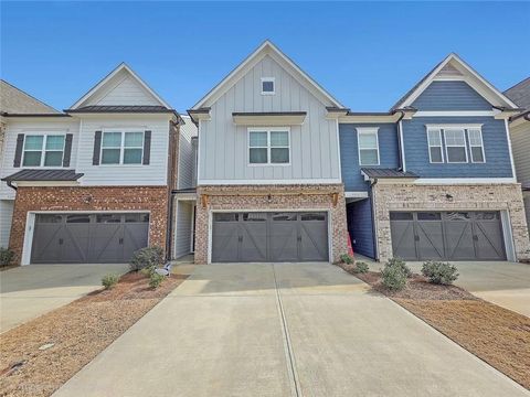Townhouse For Sale - 5316 Briggs Street<br/> Flowery Branch, GA 30542