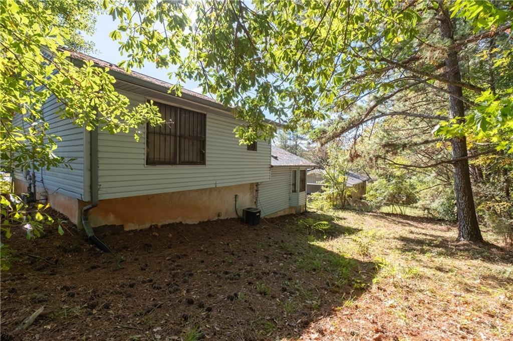 303 Tarragon Way SW