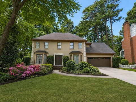 Homes For Sale - 4824 Hampton Lake Drive<br/> Marietta, GA 30068