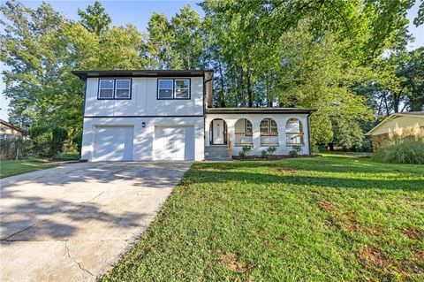 Photo of 3892 Northstrand Drive, Decatur, GA 30035 (MLS # 7637911)