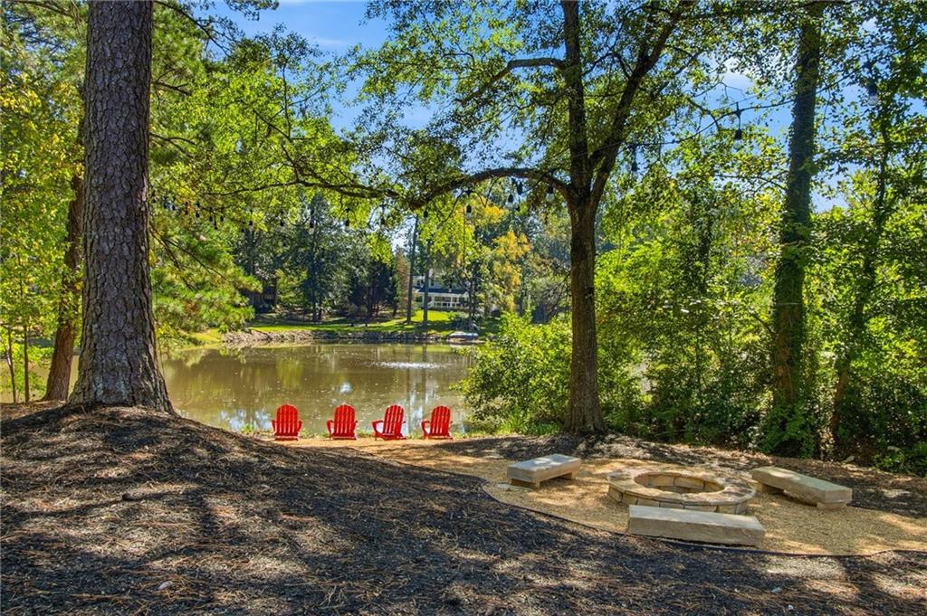 5047 Nesbit Ferry Lane