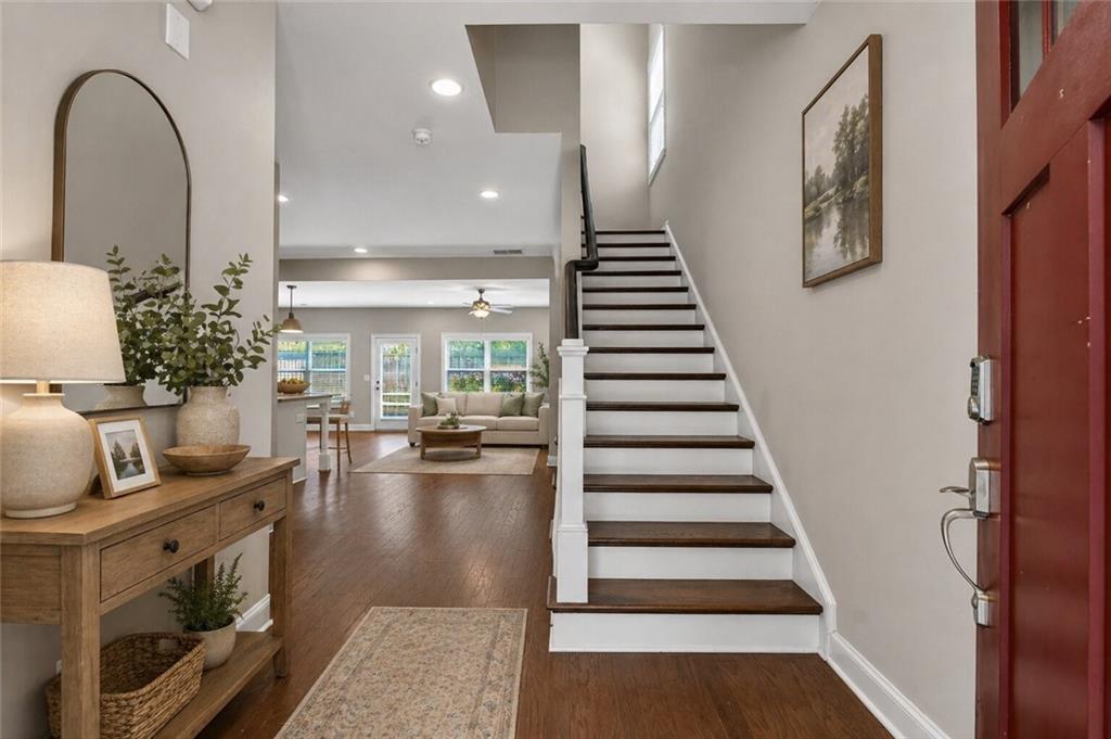 1055 Johnson Grove