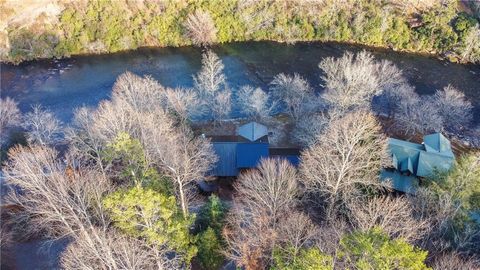 A home in Ellijay