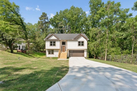 Homes For Sale - 3642 Dorsey Circle<br/> Gainesville, GA 30504