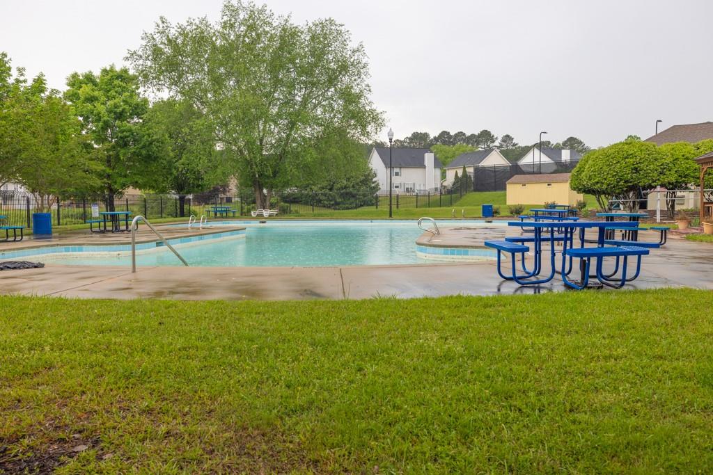 7737 Bar Harbor Drive, Riverdale, Georgia image 44