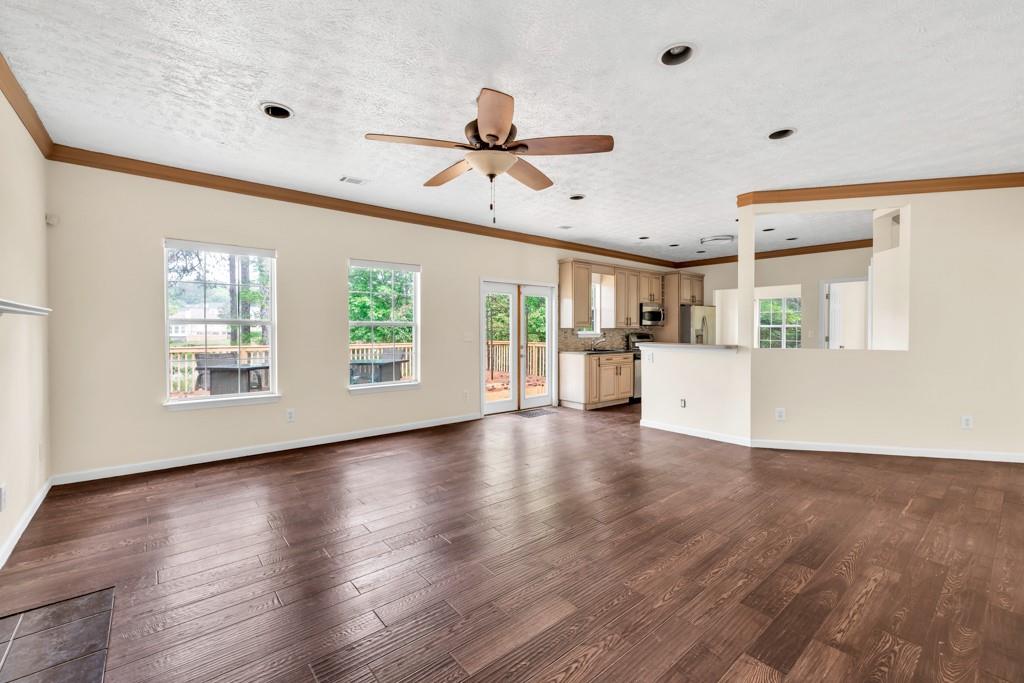 7737 Bar Harbor Drive, Riverdale, Georgia image 10