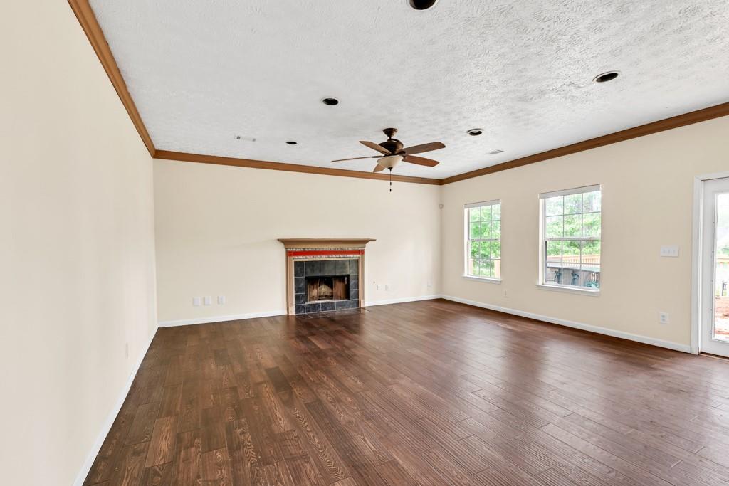 7737 Bar Harbor Drive, Riverdale, Georgia image 8