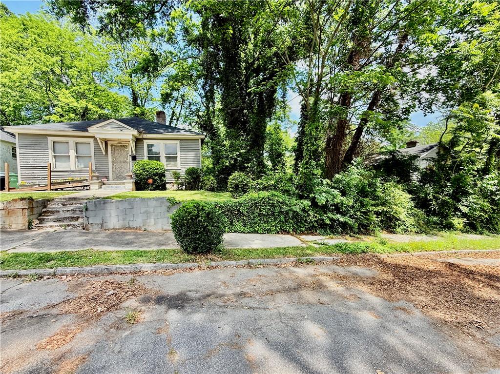 1121 Hunter Place NW