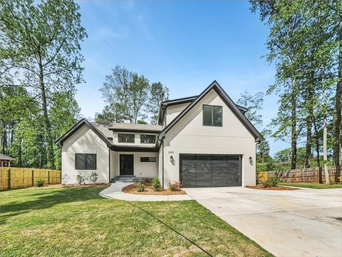 2162 Plantation Road Lawrenceville GA 30044