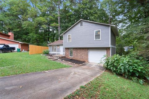 A home in Ellenwood