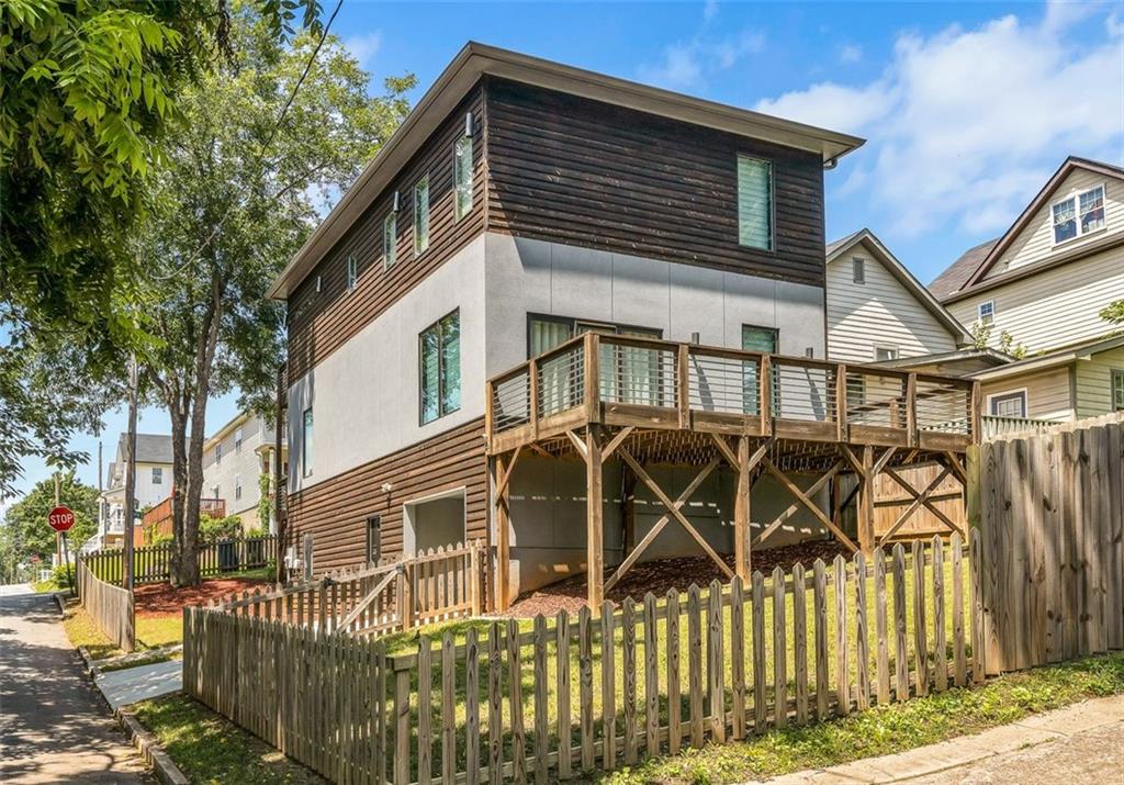 213 South Avenue SE