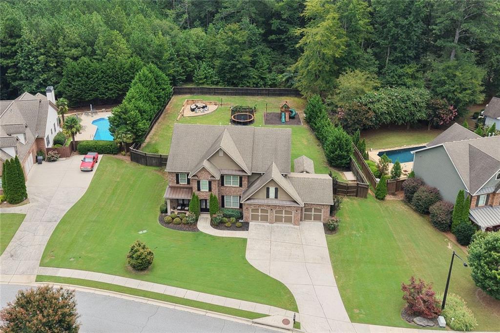 1685 Dew Place