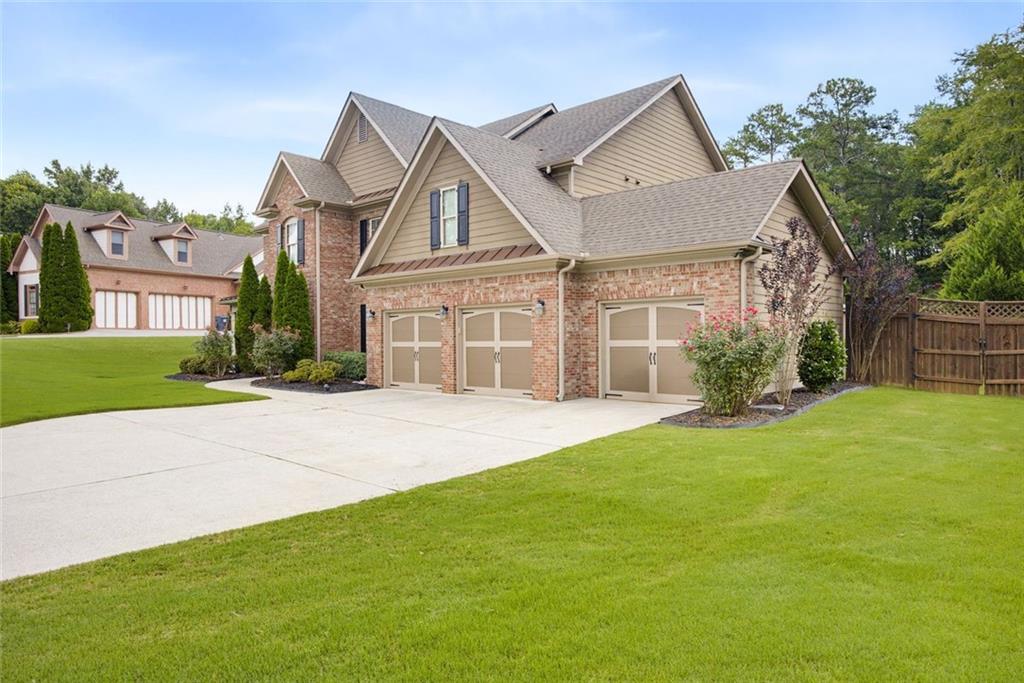 1685 Dew Place