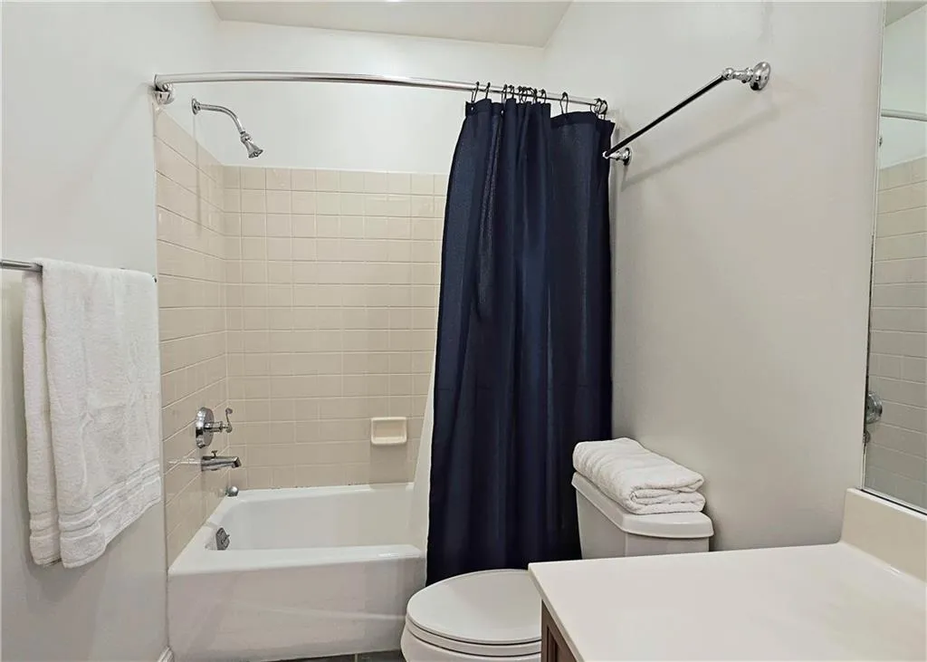 Atlanta, Georgia 30309, United States, 2 Bedrooms Bedrooms, ,2 BathroomsBathrooms,Residential,Active,55114