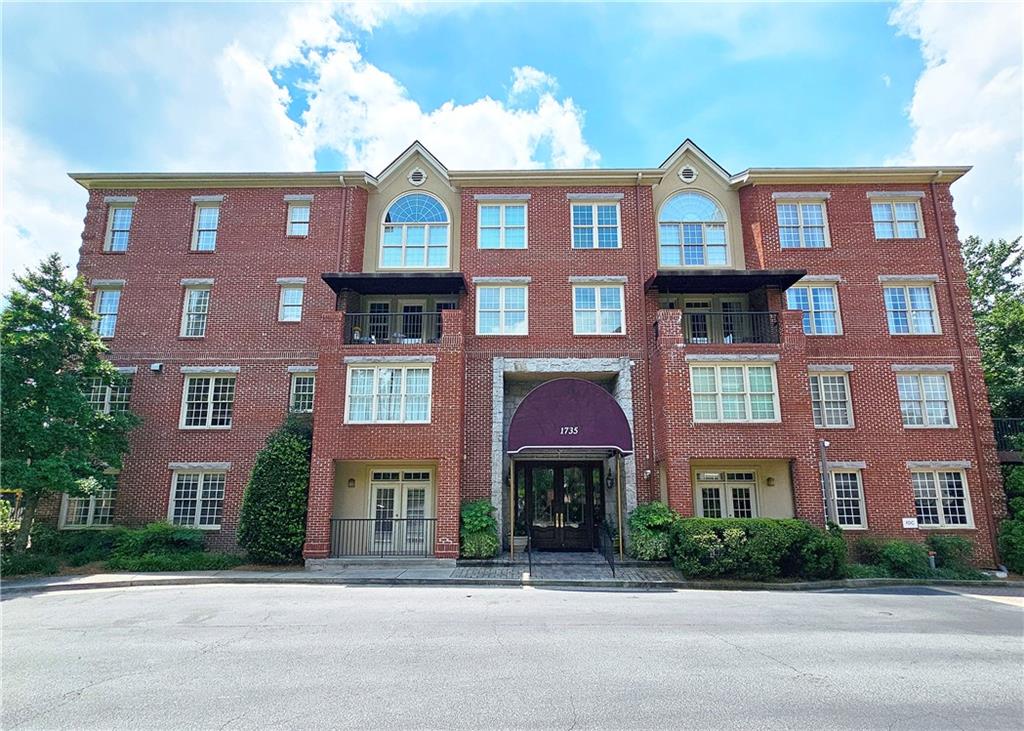 1735 Peachtree Street NE 210
