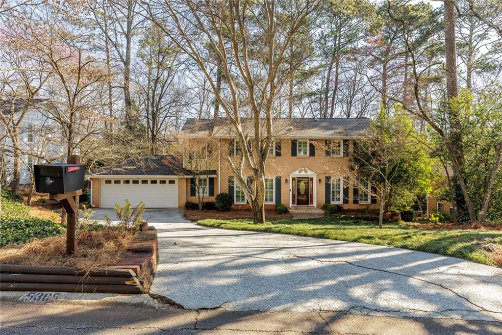 5385 Saffron Drive, Dunwoody, Georgia image 26