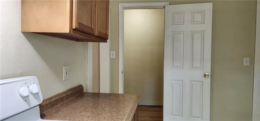 Atlanta, Georgia 30310, United States, 4 Bedrooms Bedrooms, ,1 BathroomBathrooms,Residential,Active,127667