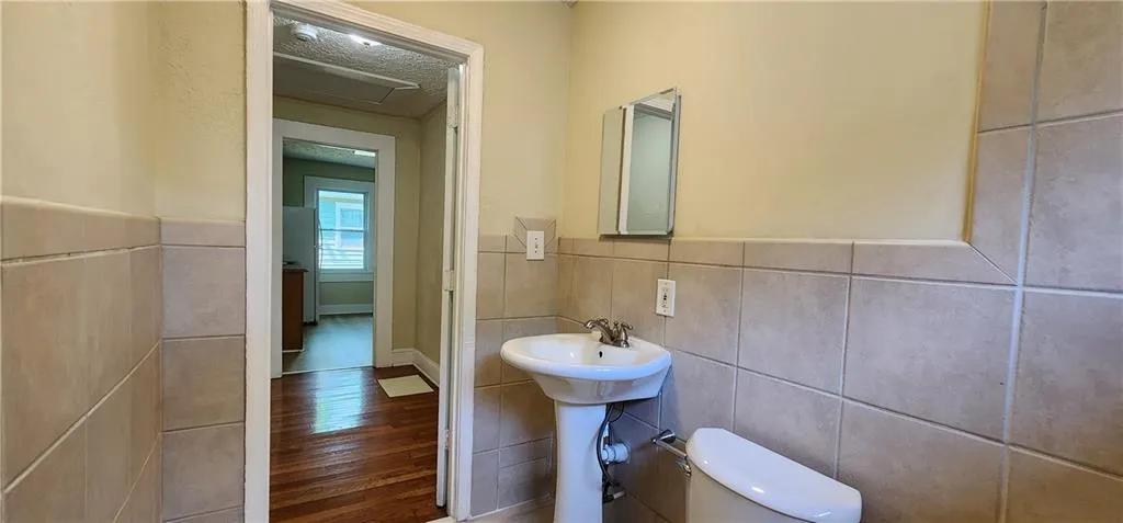 Atlanta, Georgia 30310, United States, 4 Bedrooms Bedrooms, ,1 BathroomBathrooms,Residential,Active,127667