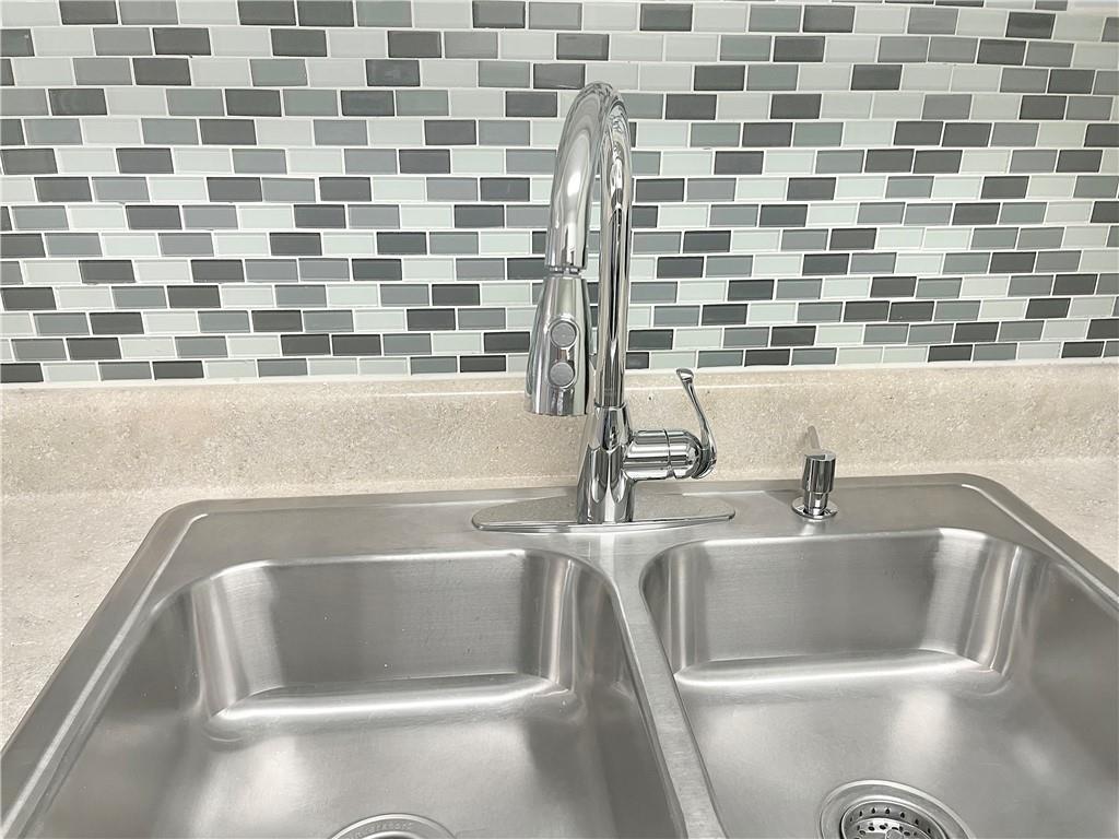 475 Mount Vernon Highway NE C121