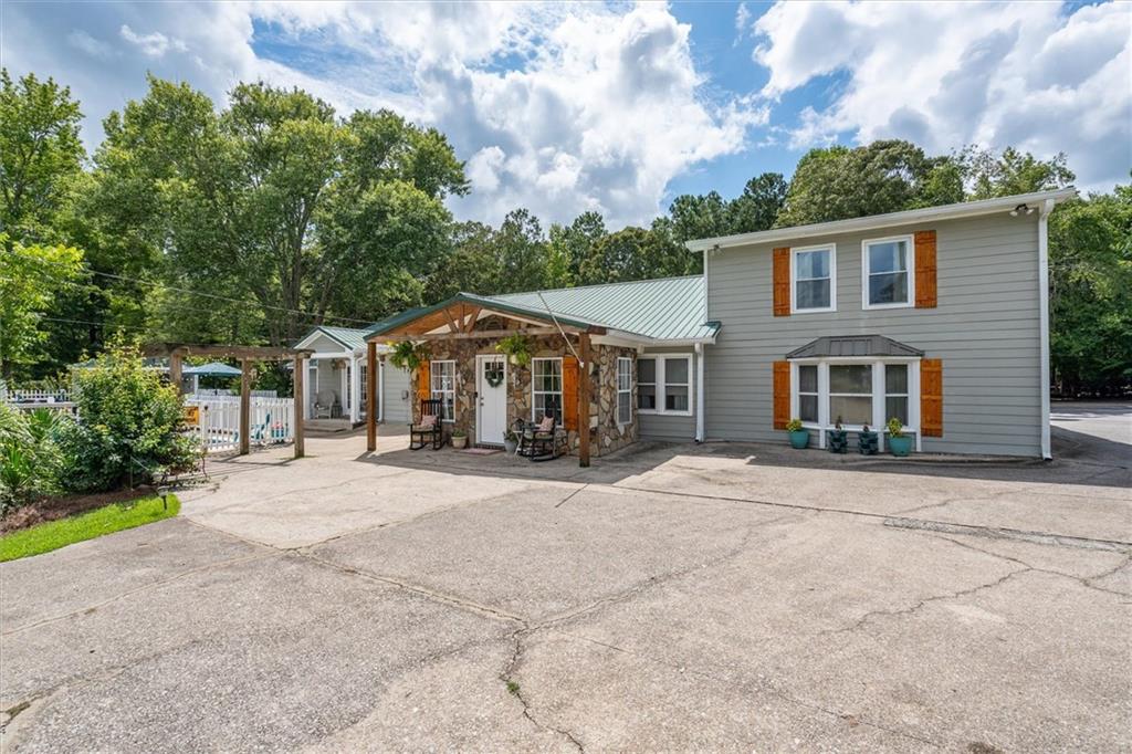 2156 N Highway 113