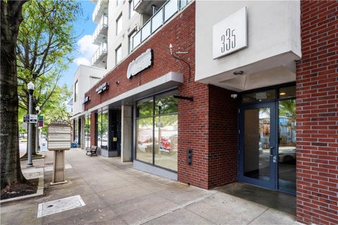 Condo For Rent - 335 W Ponce De Leon Avenue #408<br/> Decatur, GA 30030