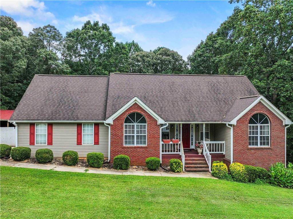 **Charming 3 Bed / 2 Bath Brick Home with Spacious Yard & Workshop**
Welcome to this beautifully maintained 3-bedroom, 2-bathroom brick home, perfect for a growing family or anyone looking for space, comfort, and functionality. Step inside to find a warm and inviting living area featuring a stunning brick fireplace and high vaulted ceilings that create an open, airy feel.
The home offers a spacious layout with generously sized bedrooms and a well-designed floor plan for everyday living and entertaining. Outside, enjoy a large backyard ideal for kids, pets, or gatherings, with plenty of room to garden or relax.
A standout feature is the oversized shed—perfect for storing boats, equipment, or converting into a fully equipped workshop. The extended driveway provides ample parking for multiple vehicles, trailers, or RVs.
This home combines charm, practicality, and potential—do not miss your chance to make it yours!