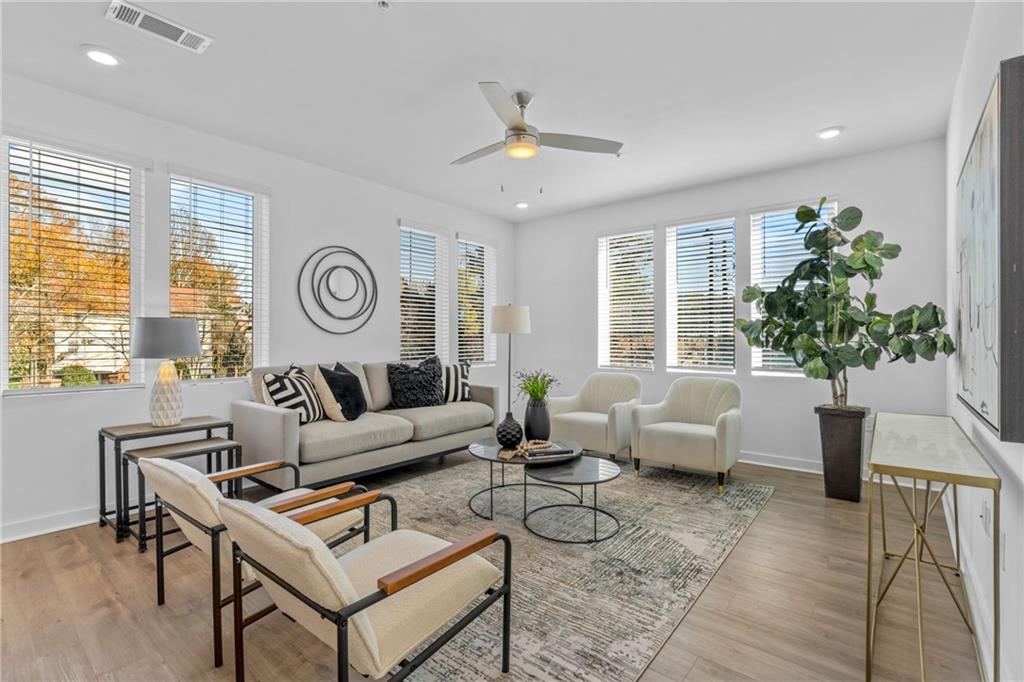 388 Pratt Drive 2113