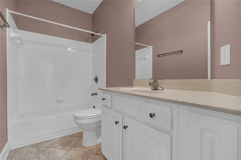 Cumming, Georgia 30041, United States, 3 Bedrooms Bedrooms, ,2 BathroomsBathrooms,Residential,Active,213592