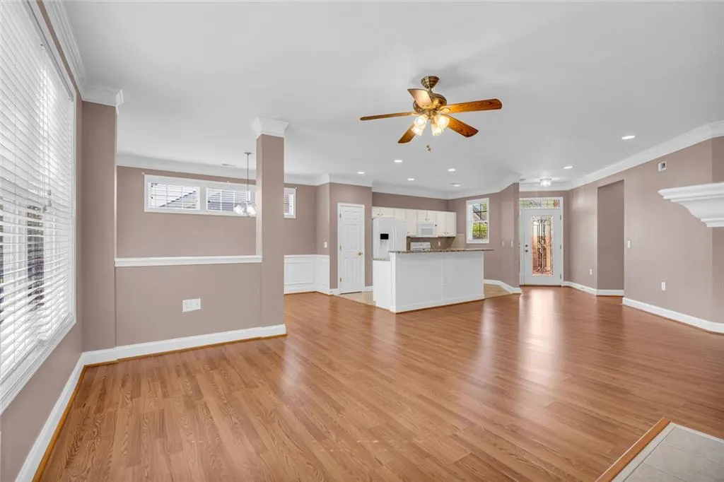 Cumming, Georgia 30041, United States, 3 Bedrooms Bedrooms, ,2 BathroomsBathrooms,Residential,Active,213592