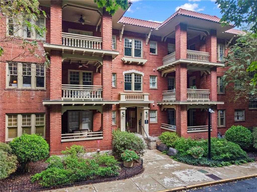 266 11th Street NE 105