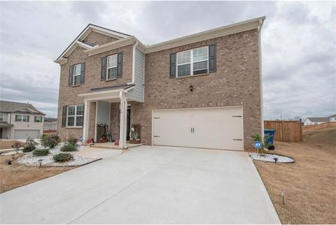 2718 Serena Way Atlanta GA 30331