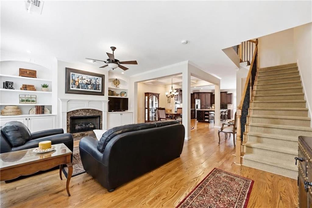1258 Discover Green Lane