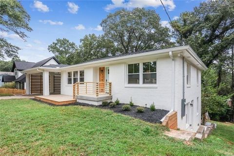 Photo of 2152 Edgemore Drive SE, Atlanta, GA 30316 (MLS # 7726892)