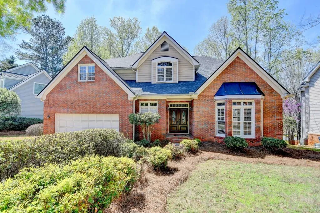 Alpharetta, Georgia 30005, United States, 4 Bedrooms Bedrooms, ,3 BathroomsBathrooms,Residential,Active,99444