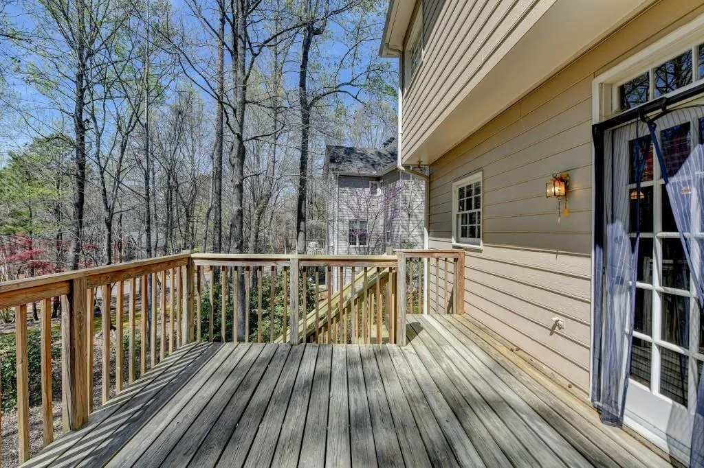 Alpharetta, Georgia 30005, United States, 4 Bedrooms Bedrooms, ,3 BathroomsBathrooms,Residential,Active,99444