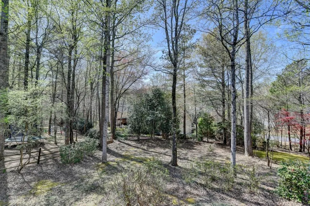 Alpharetta, Georgia 30005, United States, 4 Bedrooms Bedrooms, ,3 BathroomsBathrooms,Residential,Active,99444