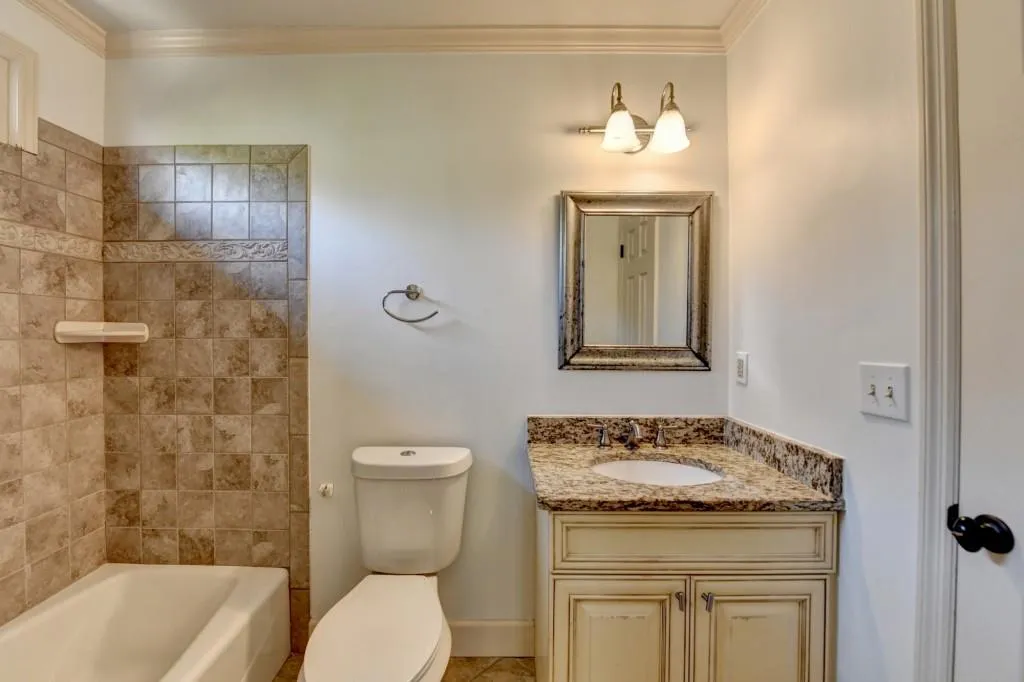 Alpharetta, Georgia 30005, United States, 4 Bedrooms Bedrooms, ,3 BathroomsBathrooms,Residential,Active,99444