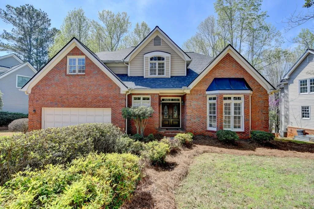 Alpharetta, Georgia 30005, United States, 4 Bedrooms Bedrooms, ,3 BathroomsBathrooms,Residential,Active,99444