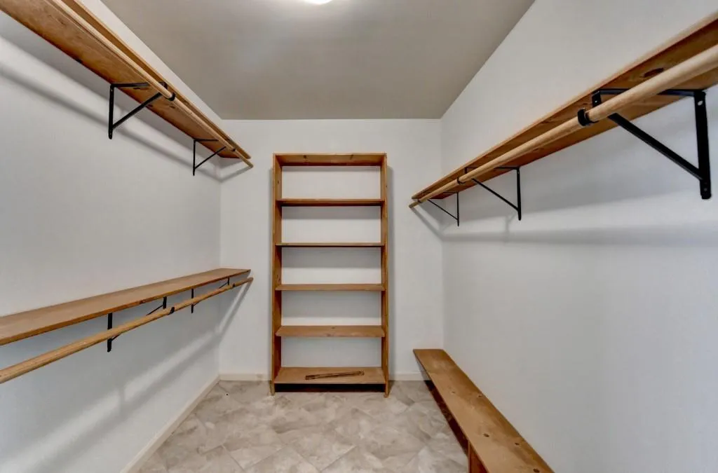 Alpharetta, Georgia 30005, United States, 4 Bedrooms Bedrooms, ,3 BathroomsBathrooms,Residential,Active,99444