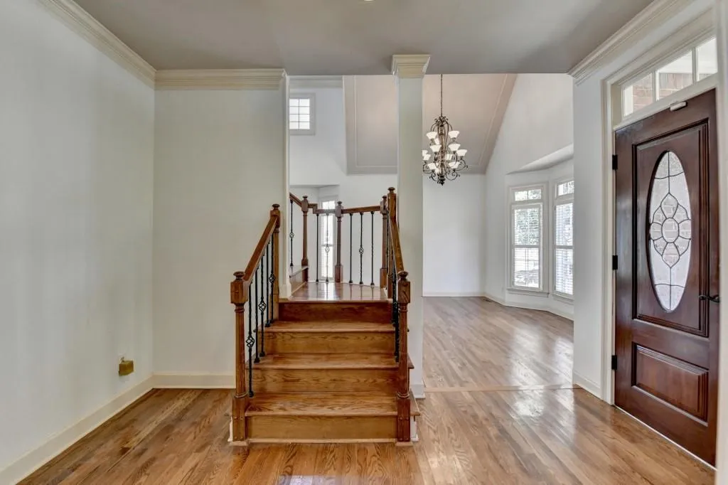 Alpharetta, Georgia 30005, United States, 4 Bedrooms Bedrooms, ,3 BathroomsBathrooms,Residential,Active,99444