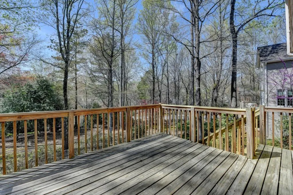 Alpharetta, Georgia 30005, United States, 4 Bedrooms Bedrooms, ,3 BathroomsBathrooms,Residential,Active,99444