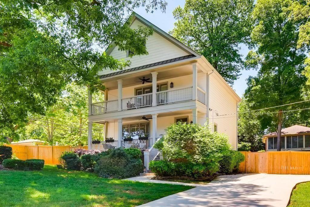 2009 Delphine Drive
